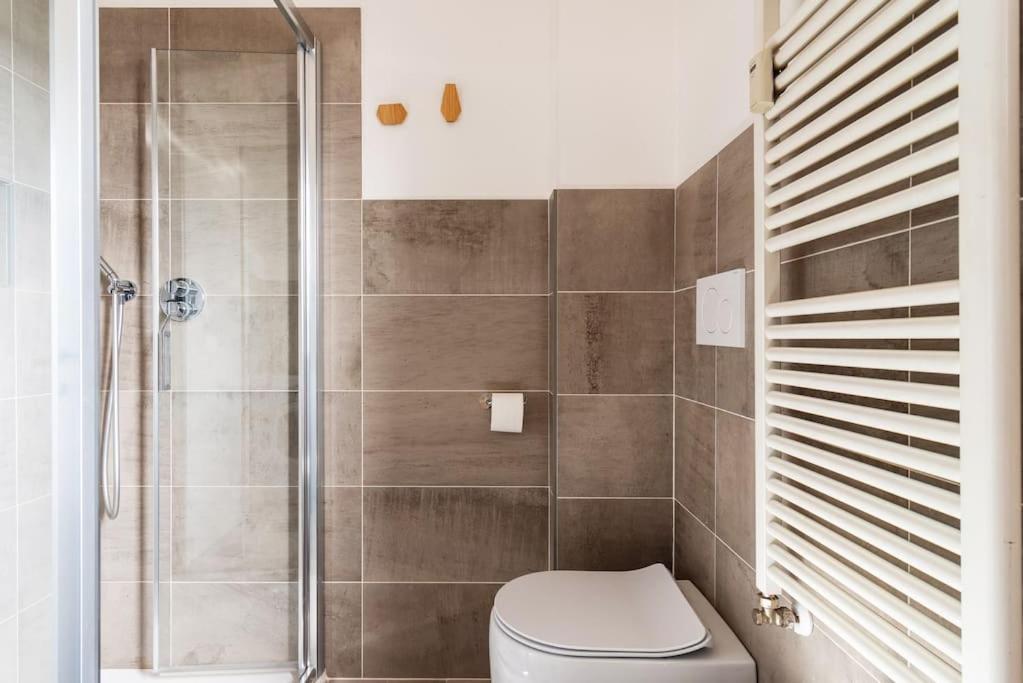 Apartamento Schiavoni Flexyrent Wifi Milán Exterior foto